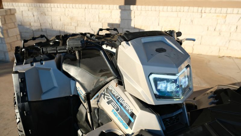 2023 Polaris SPORTSMAN XP 1000 RIDE COMMAND EDITION  SILVER QUARTZ METALLICImage 13