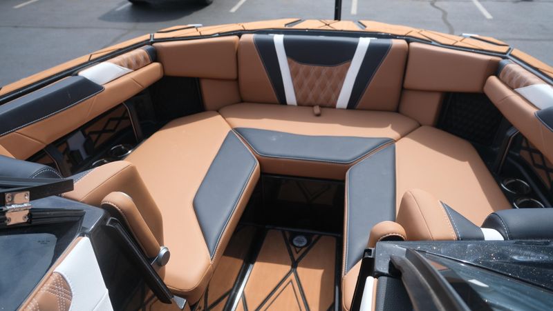 NEW 2026 MALIBU MSERIES M230 Image 10