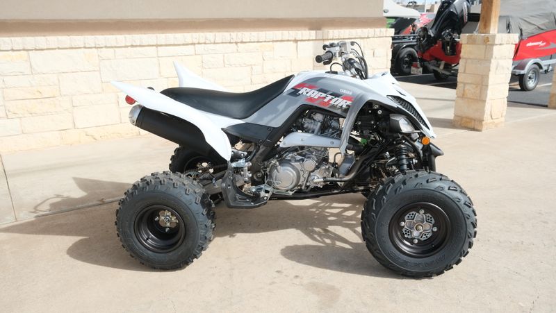 NEW 2026 YAMAHA RAPTOR 700 Image 2
