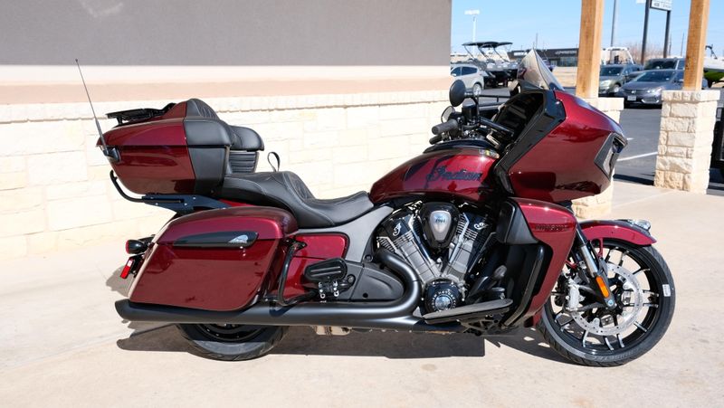 NEW 2026 INDIAN MOTORCYCLE PURSUIT DARK HORSE Image 2