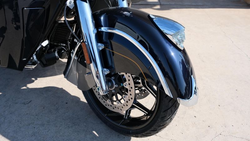 NEW 2025 INDIAN MOTORCYCLE ROADMASTER ELITE Image 11