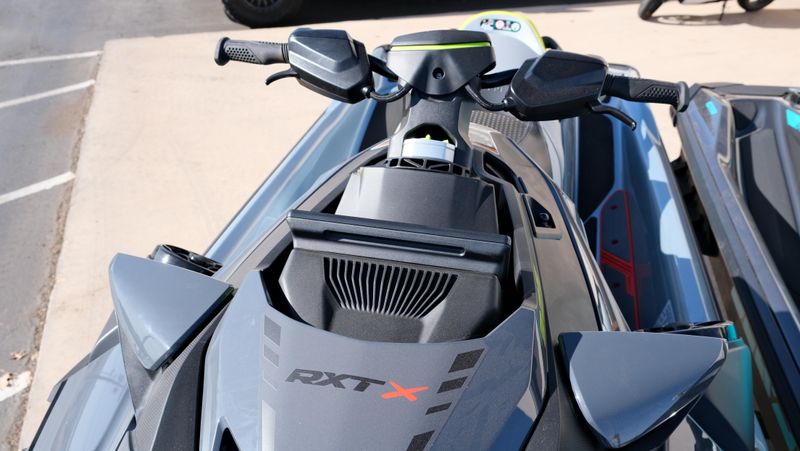 NEW 2026 SEADOO RXTX-325-WITH-SOUND-SYSTEM Image 14