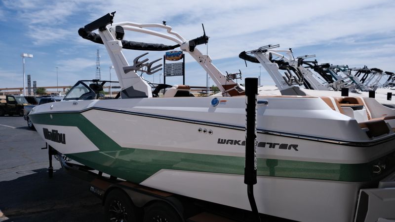 NEW 2026 MALIBU WAKESETTER 24 MXZ Image 2
