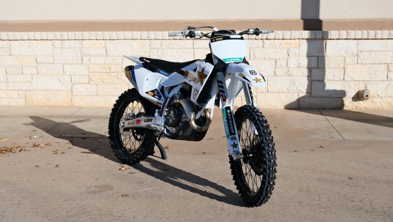 NEW 2026 HUSQVARNA FC 450 FACTORY EDITION Image 1