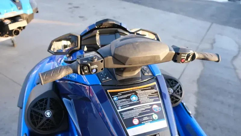 NEW 2026 YAMAHA VX LIMITED Image 5
