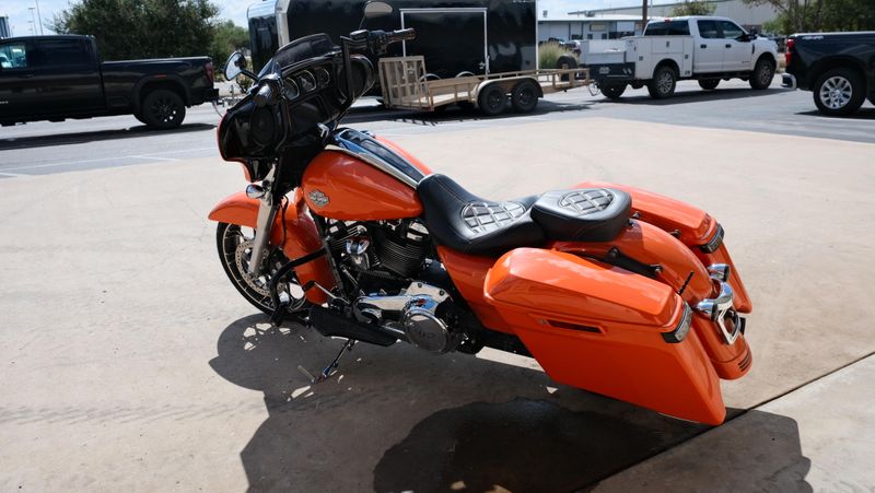 USED 2023 HARLEY STREET GLIDE SPECIAL Image 4