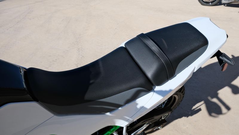 NEW 2026 KAWASAKI KLE500 SE ABS Image 16