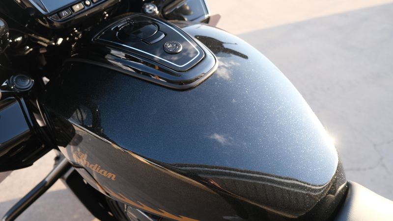 NEW 2026 INDIAN MOTORCYCLE CHALLENGER DARK HORSE WITH 112 AND AUDIO PACKAGE Image 17