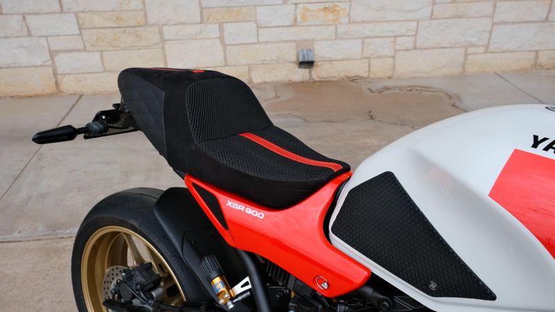 USED 2024 YAMAHA XSR900 CA Image 11