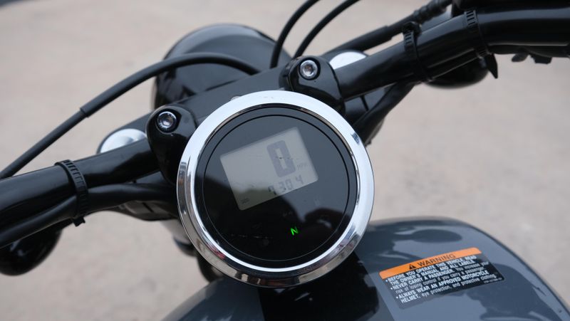 USED 2023 YAMAHA BOLT RSPEC STORM GRAY Image 20