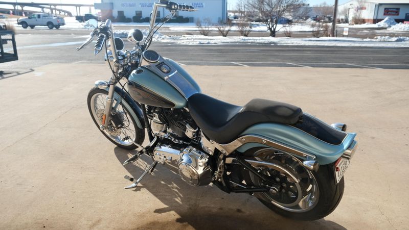 USED 2007 HARLEY SOFTAIL CUSTOM Image 3