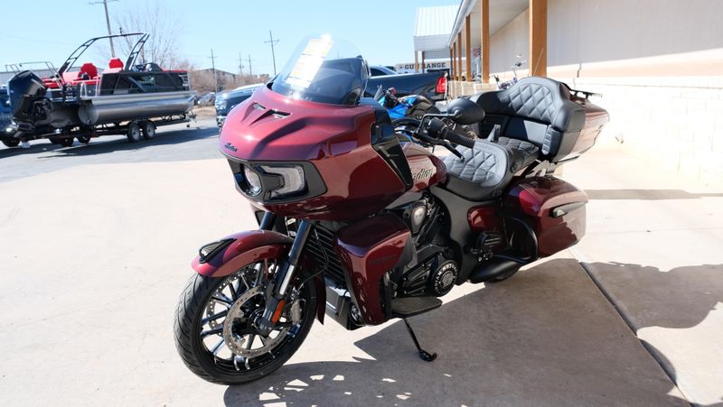 NEW 2026 INDIAN MOTORCYCLE PURSUIT DARK HORSE Image 7