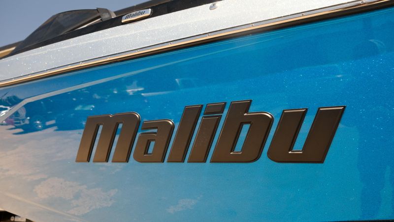 USED 2024 MALIBU WAKESETTER 23LSV Image 34