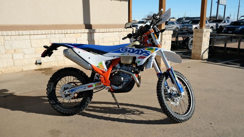 NEW 2026 KTM 500 EXCF 6 DAYS Image 2