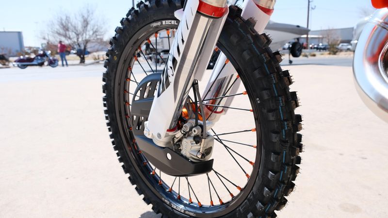 NEW 2026 KTM 300 XCW HARD ENDURO Image 18