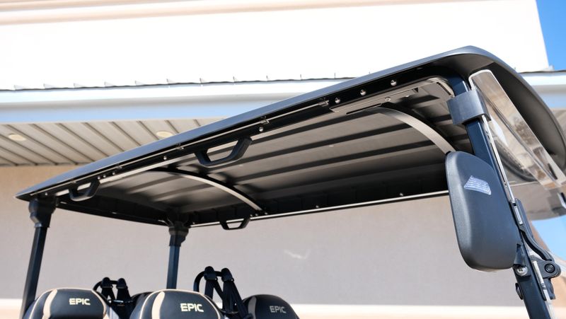 USED 2025 EPIC E40 FX Image 19