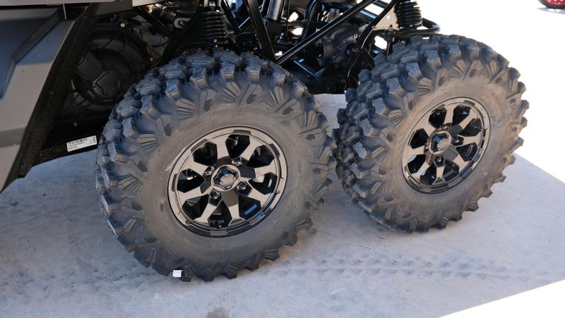 NEW 2025 CAN-AM DEFENDER PRO LIMITED CAB HD10 Image 17