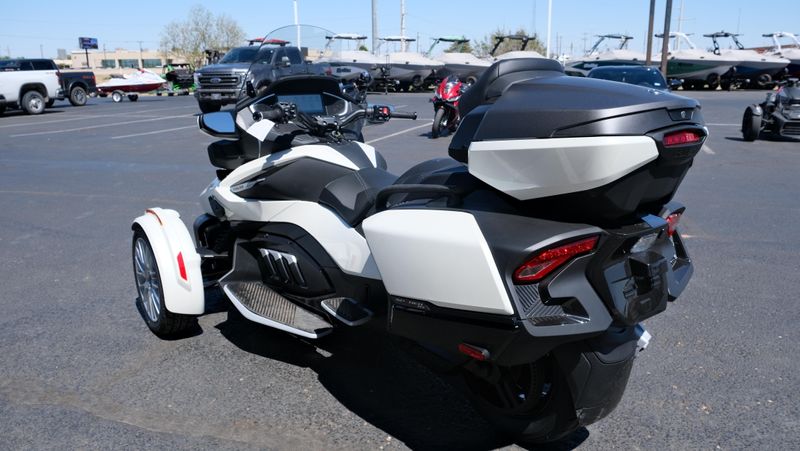 NEW 2026 CAN-AM SPYDER RT LIMITED Image 5