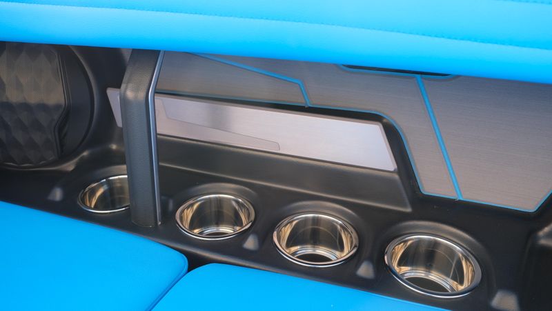 NEW 2026 MALIBU 25 LSV Image 23