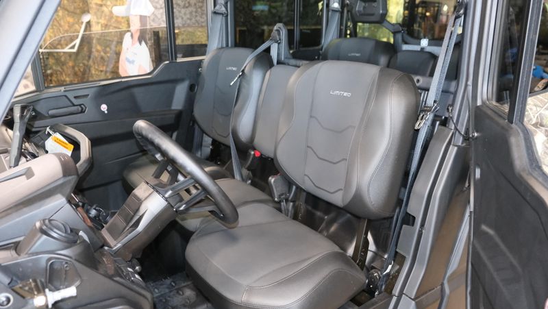 NEW 2025 CAN-AM DEFENDER MAX LIMITED CAB HD10 Image 13