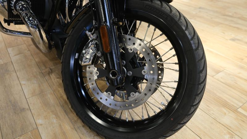 USED 2021 BMW R18 Image 7