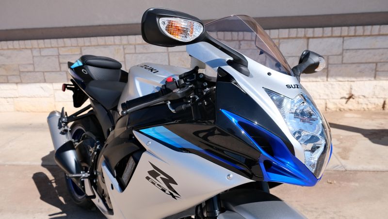 NEW 2026 SUZUKI GSXR600 Image 10