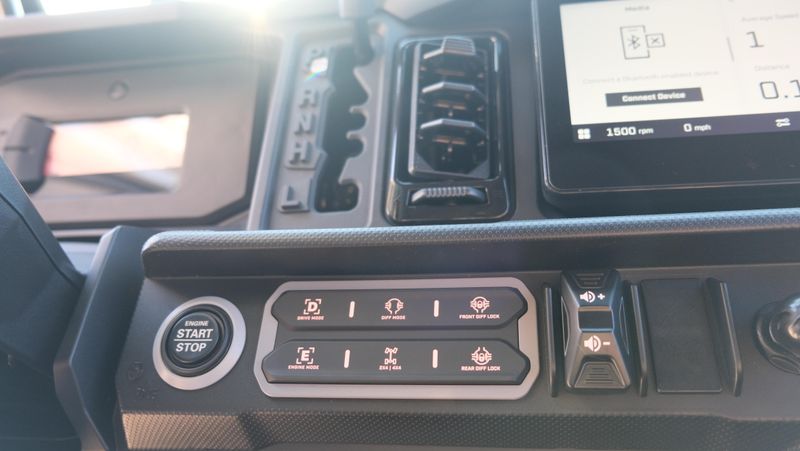 NEW 2026 CAN-AM DEFENDER MAX LONE STAR CAB HD11 Image 30