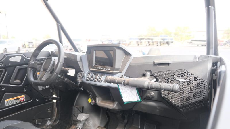 NEW 2026 POLARIS RZR XP 4 1000 ULTIMATE STEALTH GRAY Image 13