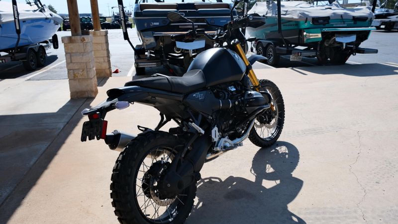 USED 2026 BMW R12 Image 3