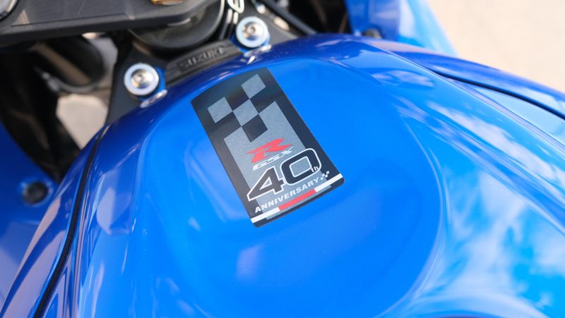 NEW 2026 SUZUKI GSXR600Z 40TH ANNIVERSARY EDITION Image 11