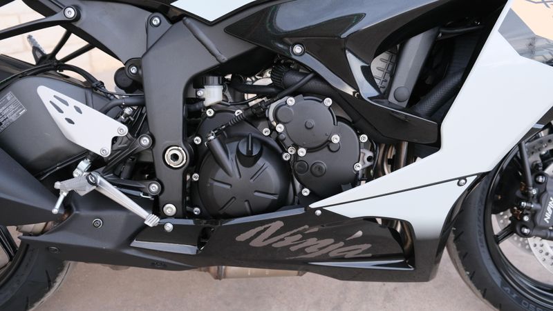 NEW 2026 KAWASAKI NINJA ZX6R ABS Image 13