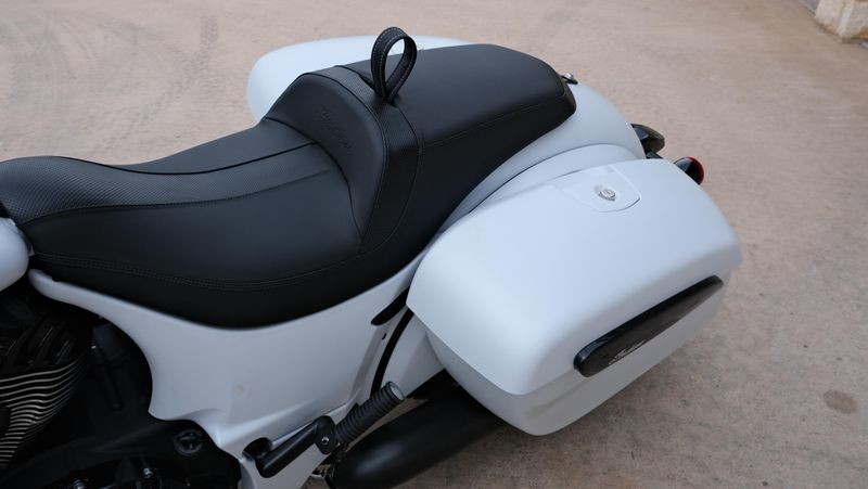 NEW 2026 INDIAN MOTORCYCLE SPRINGFIELD DARK HORSE Image 14