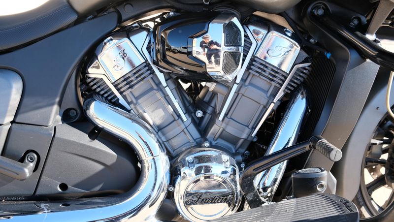 USED 2022 INDIAN MOTORCYCLE CHALLENGER Image 12