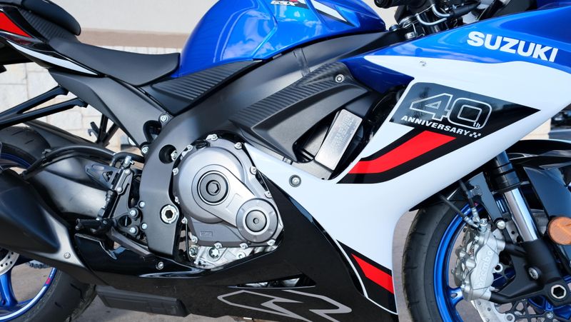 NEW 2026 SUZUKI GSXR600Z 40TH ANNIVERSARY EDITION Image 18
