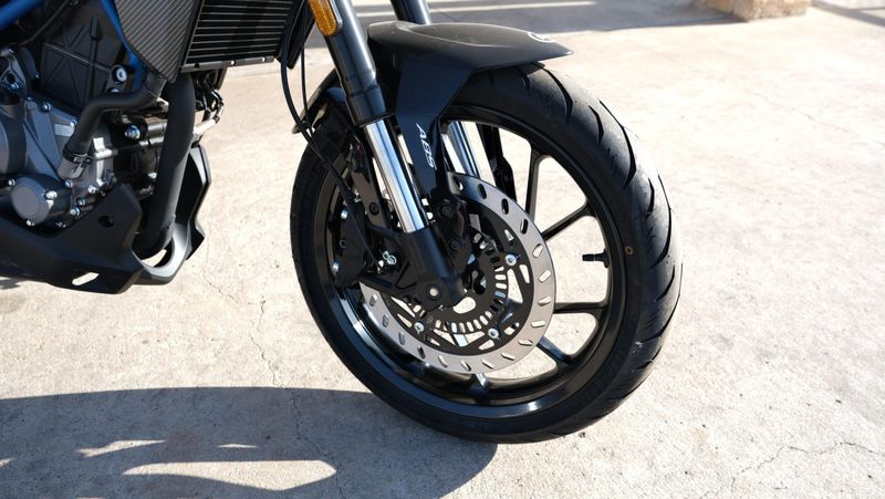 NEW 2026 CFMOTO 300NK Image 9