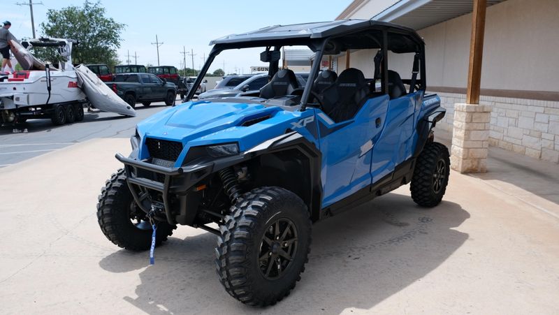 NEW 2027 POLARIS RANGER CREW XP 1000 CAB Image 7