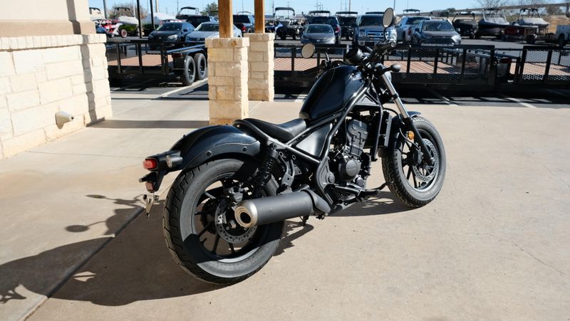 USED 2024 HONDA REBEL 300 BASE Image 3