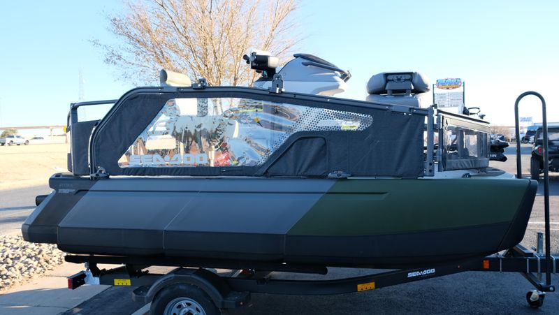 NEW 2026 SEADOO SWITCH FISH COMPACT 170HP WITH PAINTED TRAILER Image 2