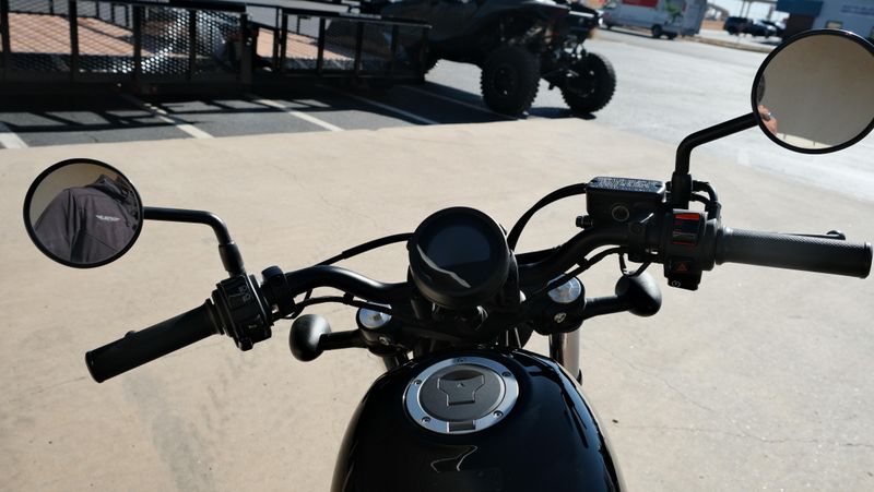 USED 2024 HONDA REBEL 300 BASE Image 15