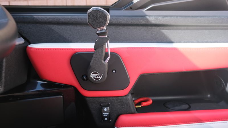 2025 MALIBU WAKESETTER 25 LSV  in a RED-BLACK-WHITE exterior color. Family PowerSports (877) 886-1997 familypowersports.com 