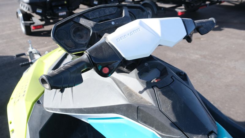 USED 2019 SEADOO PW SPARK3 900HOIBRCONVSOUND NYRB 19 Image 10