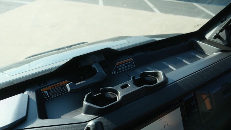 NEW 2026 CAN-AM DEFENDER MAX LONE STAR CAB HD11 Image 34