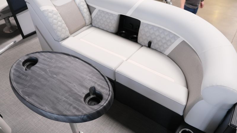 NEW 2026 CREST CONQUEST 230 SLC Image 22