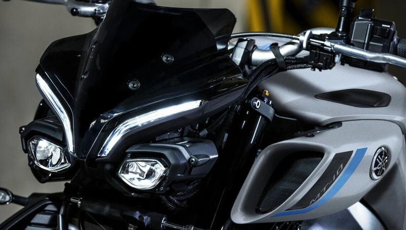 New 2026 Yamaha MT-10 Image 11