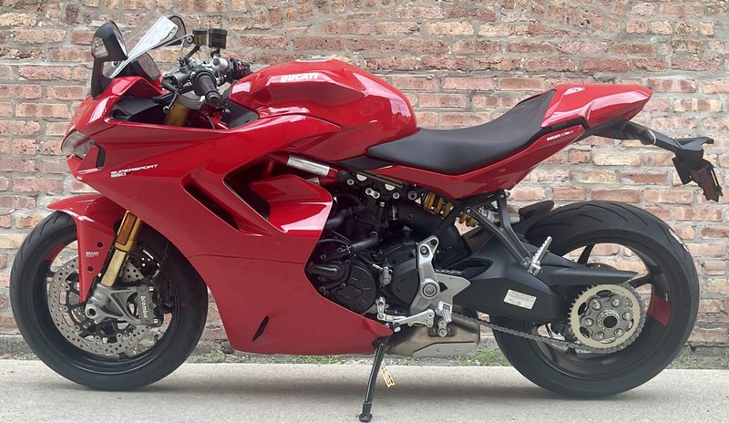 2023 Ducati SuperSport 950 SImage 4