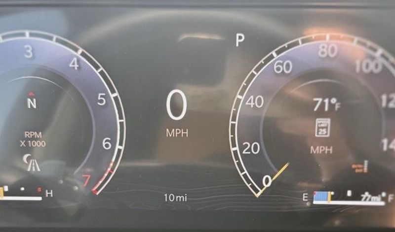 New 2025 Jeep Grand Cherokee Summit Reserve 4x4Image 22