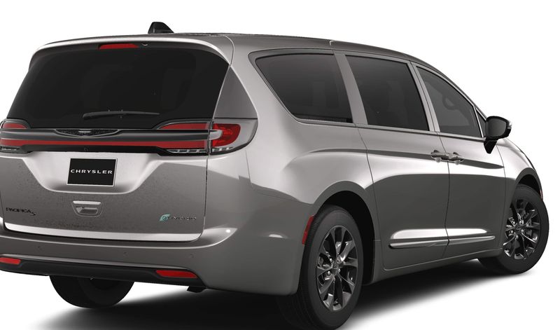 2024 Chrysler Pacifica Plug-in Hybrid S AppearanceImage 2