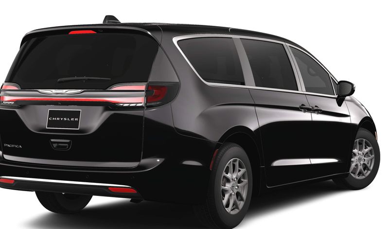 2025 Chrysler Pacifica SelectImage 2