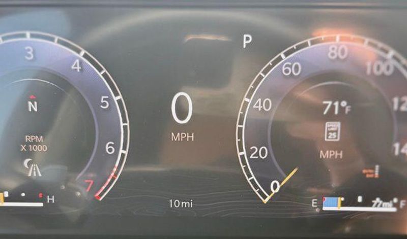 New 2025 Jeep Grand Cherokee Summit Reserve 4x4Image 22