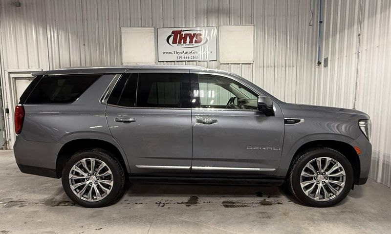 Used 2022 GMC Yukon DenaliImage 2